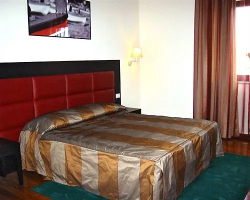 La Chicca Palace Μιλάτσο