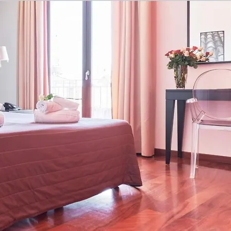 La Chicca Palace Hotel 4*